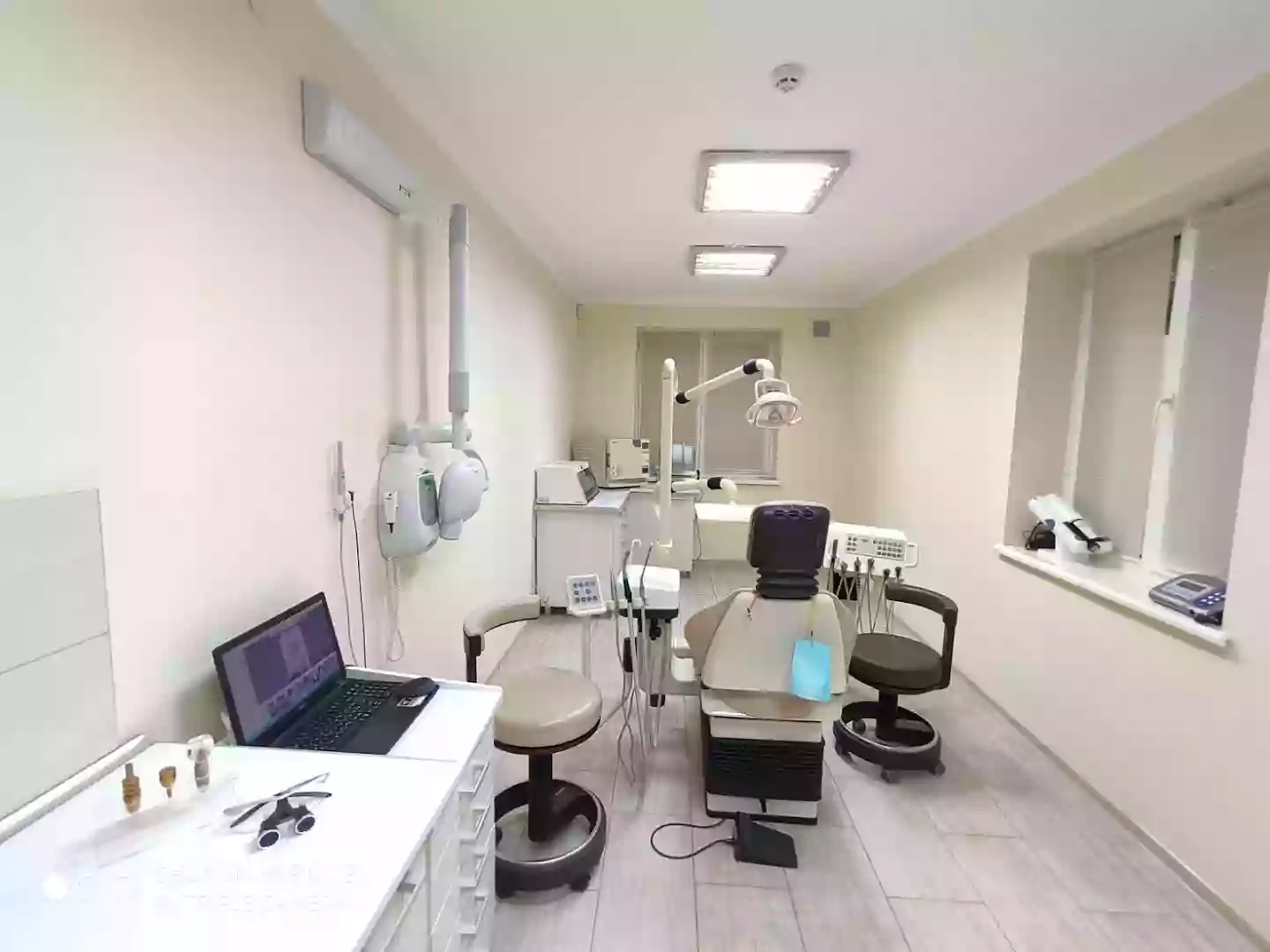 Стоматологічний кабінет лікаря Валовіна
