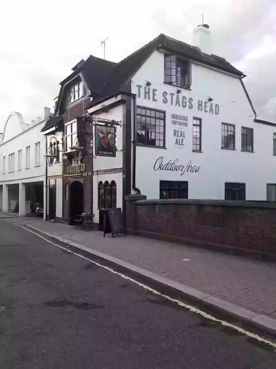 The Stag's Head Barnes