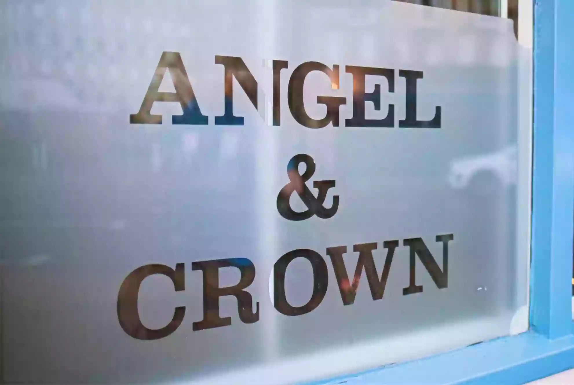 The Angel & Crown Pub