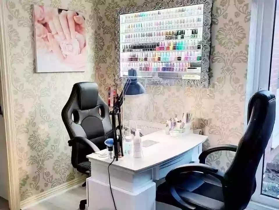 Crystal Therapy & Nails Spa