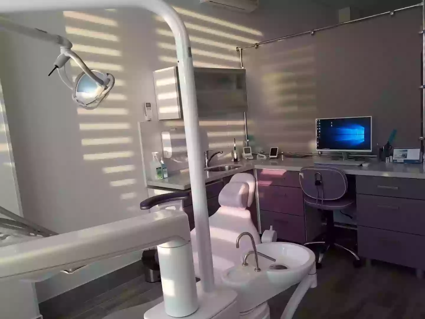Стоматологія.Приватна практика.