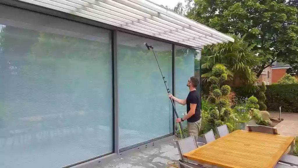 PureTech Window Cleaning