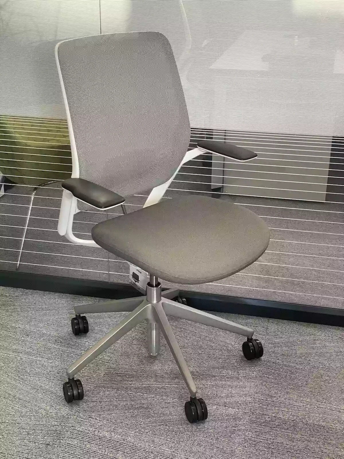 The Office Chair Man