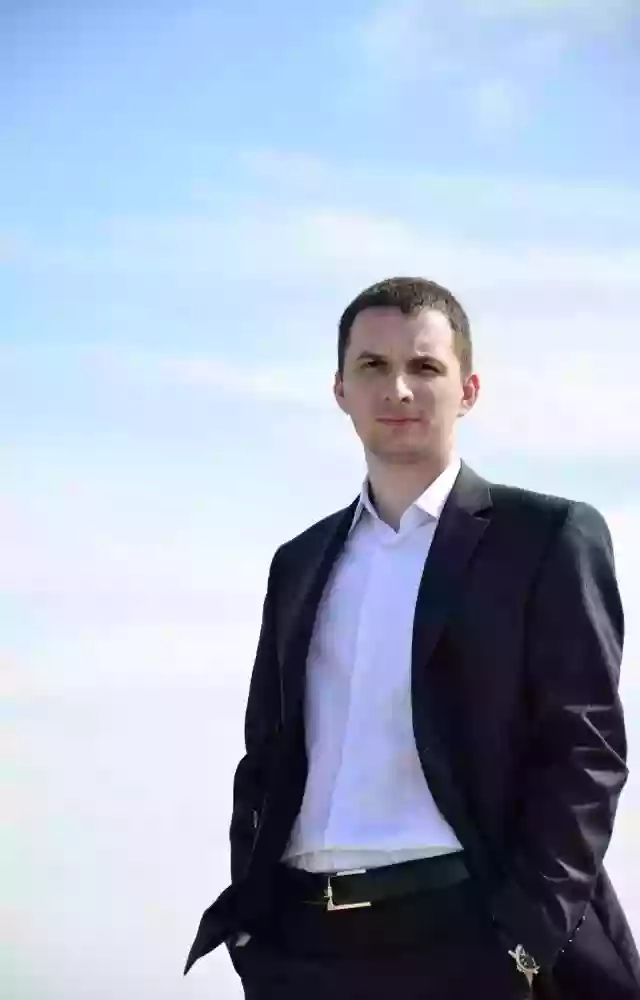 Адвокат в Запорожье Стариченко Николай