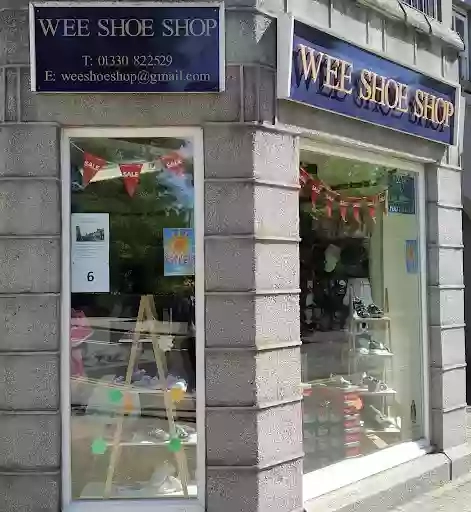 Wee Shoe Shop . Banchory
