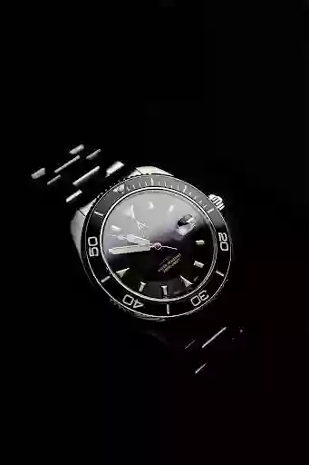 Магазин фірмових годинників TimeLUX