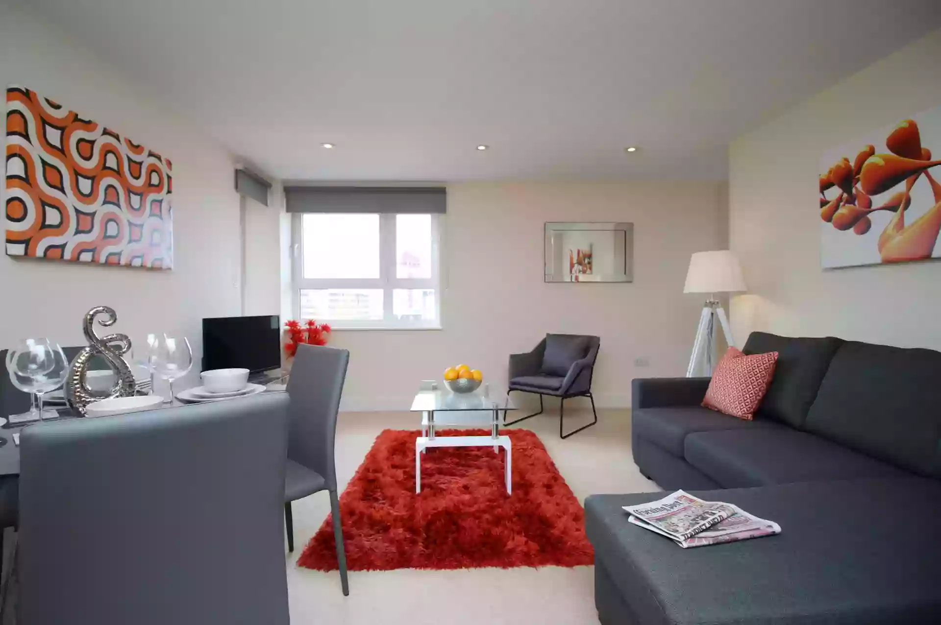 Stay South Wales Serviced Accommodation & Apartments Swansea - Little City House