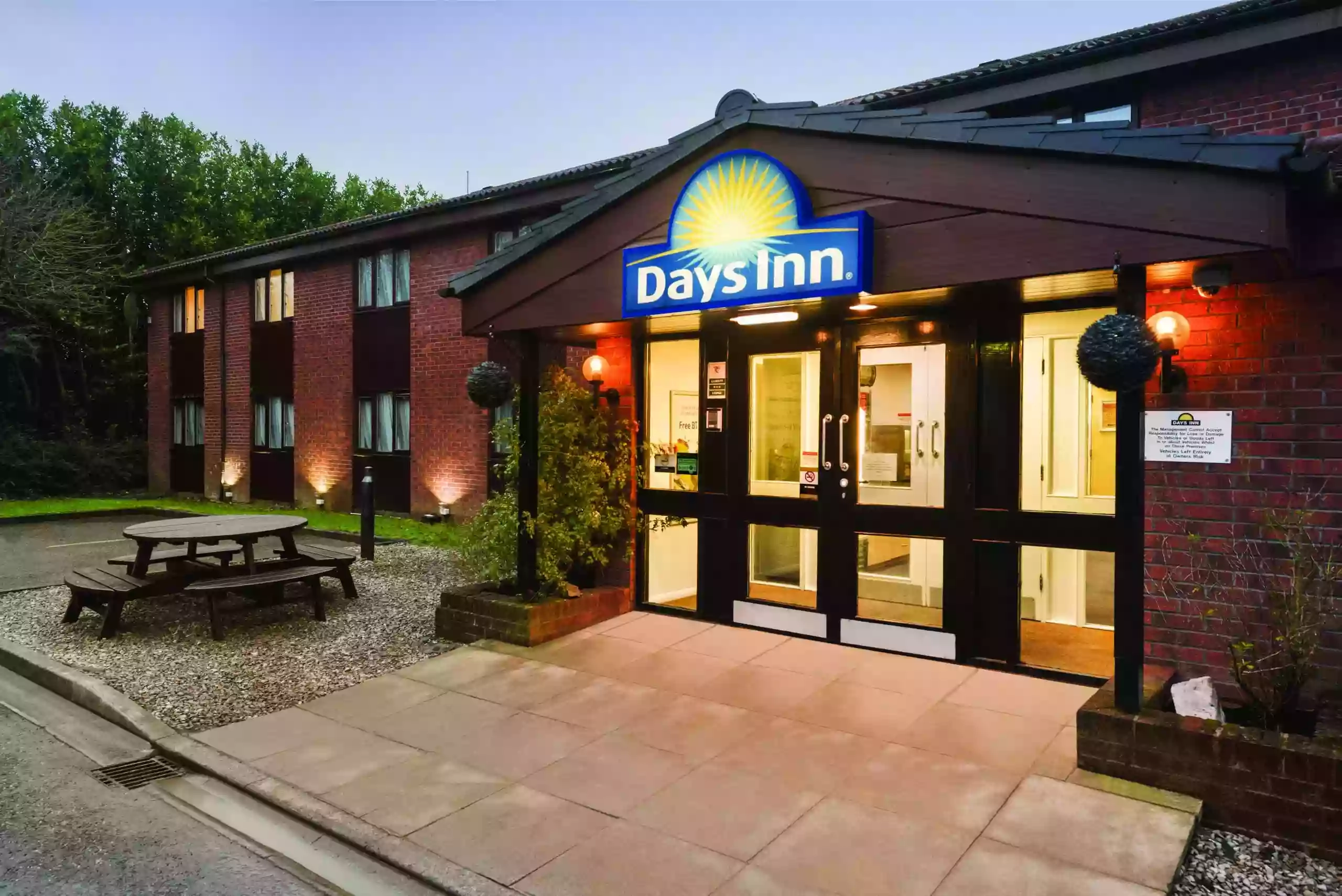 Days Inn by Wyndham Bridgend Cardiff M4