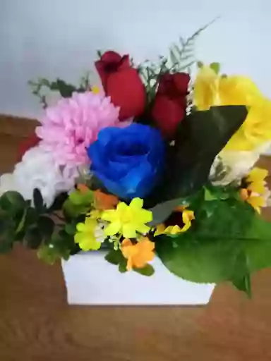 ed,s handmade flower arrangements