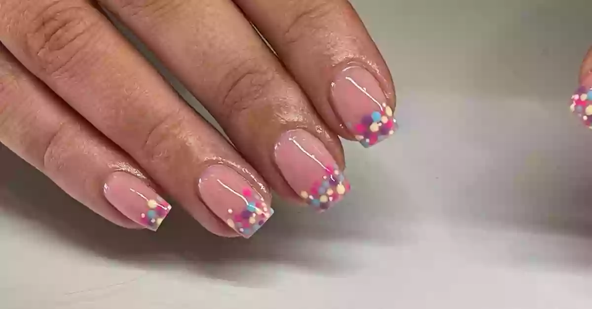 Nicola’s Nails and Beauty