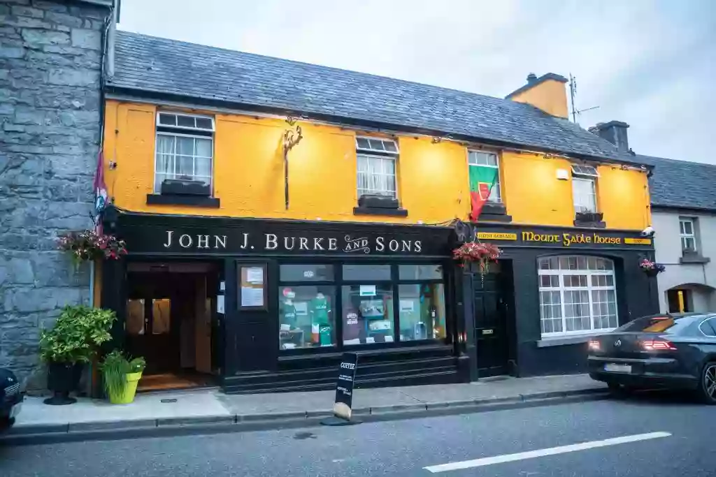 John J. Burke's Bar & Restaurant , Tí Bhúrca, Clonbur. Co Galway
