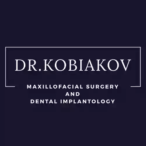 Центр щелепно - лицевої хірургії і стоматології Dr. Kobiakov