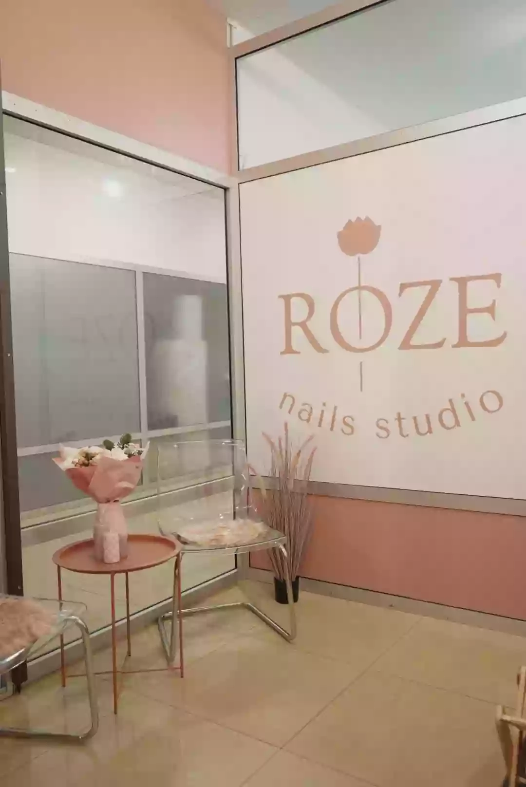 ROZE nails studio