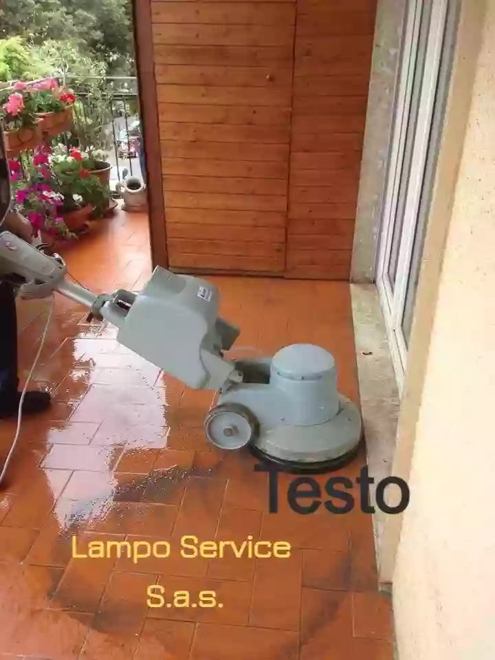 Impresa di pulizie Lampo Service S.a.s