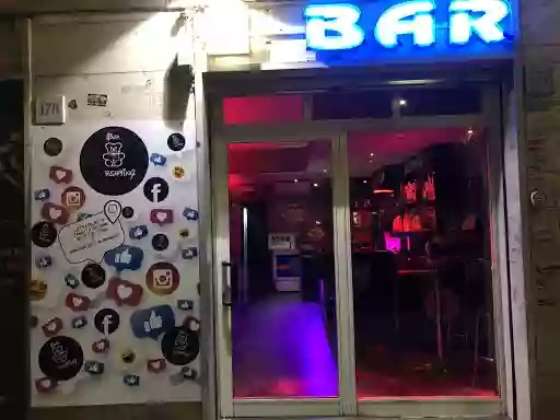 COCKTAIL BAR