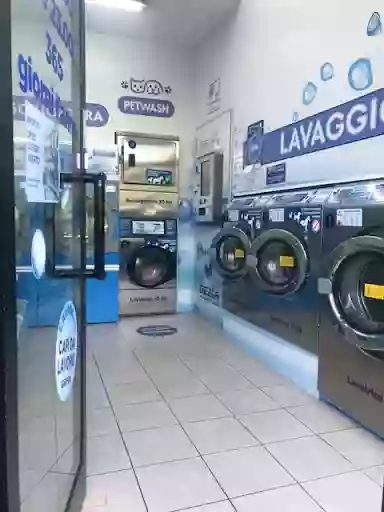 Lavanderia Laundry Self Service DEMA Stazione Centrale