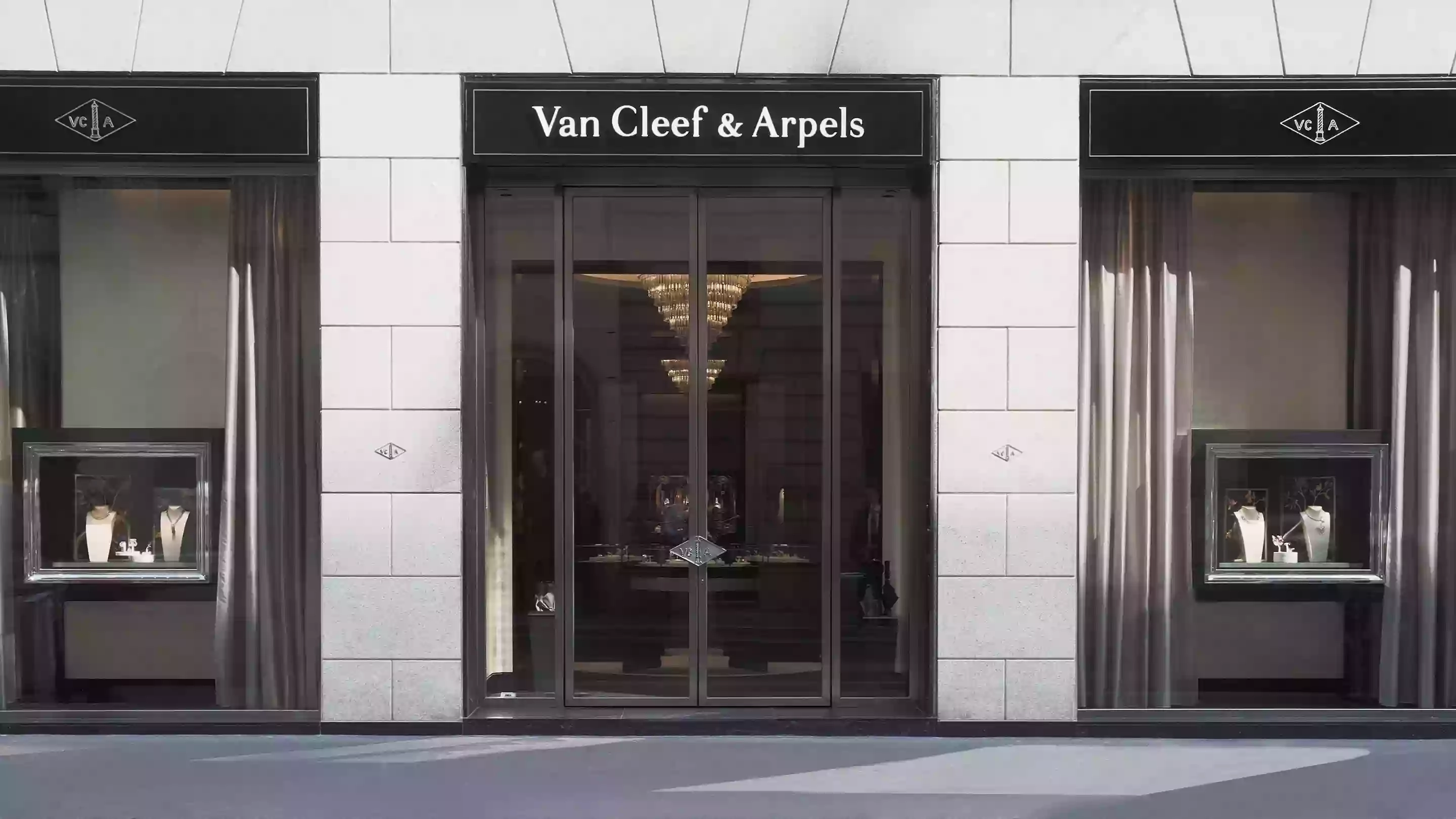 Van Cleef & Arpels Milano Via Montenapoleone