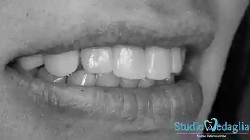 Studio Odontoiatrico Medaglia - Dentista Caserta