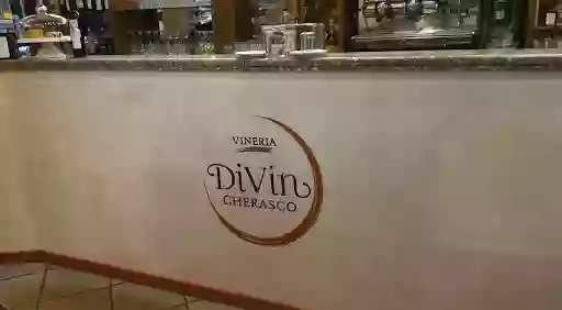 Vineria DiVin Cherasco Il Bonaparte Caffe' Centro