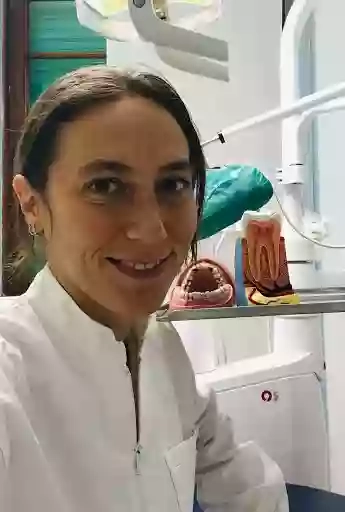 Dott.ssa Giorgia Coviello - Odontoiatra