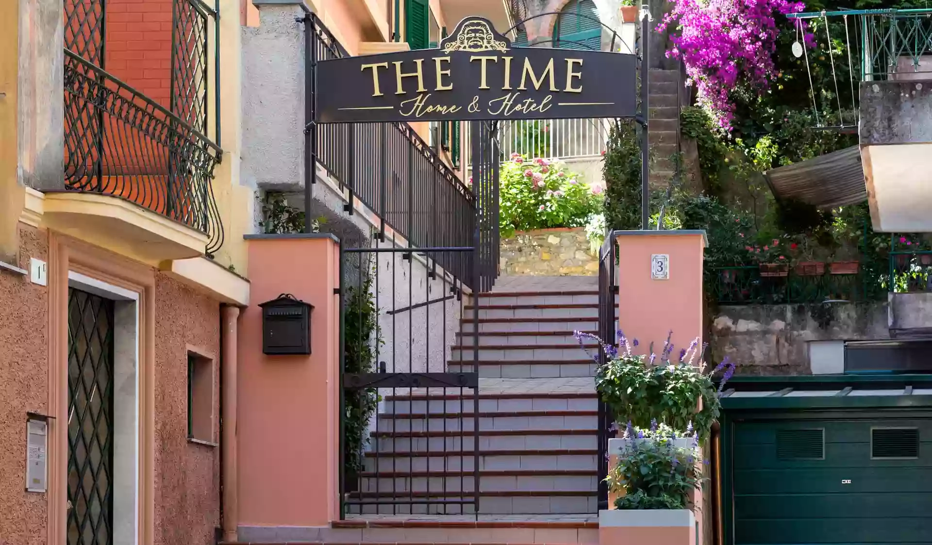 The Time home & hotel