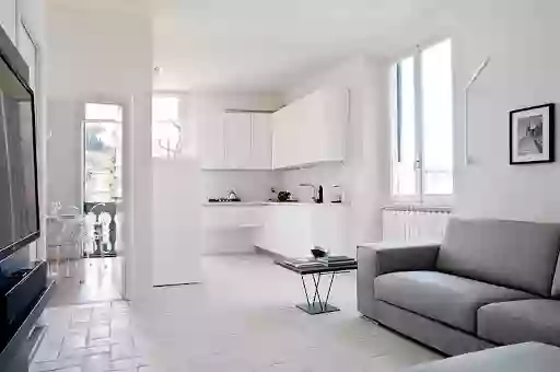 Florence Design Apartment