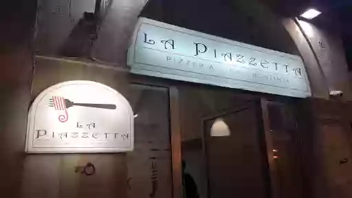 La Piazzetta Di Pinto Giuseppe