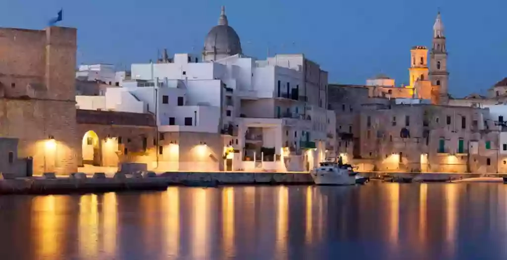 Holiday Monopoli Apartments