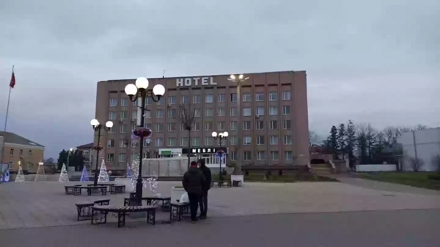 Отель Мередиан