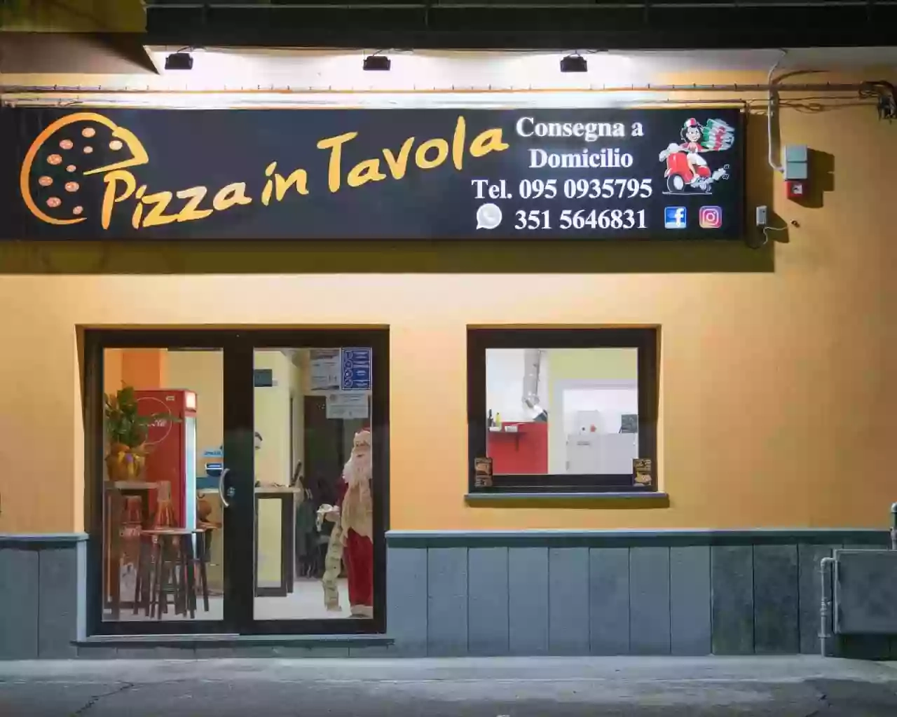 Pizza in Tavola