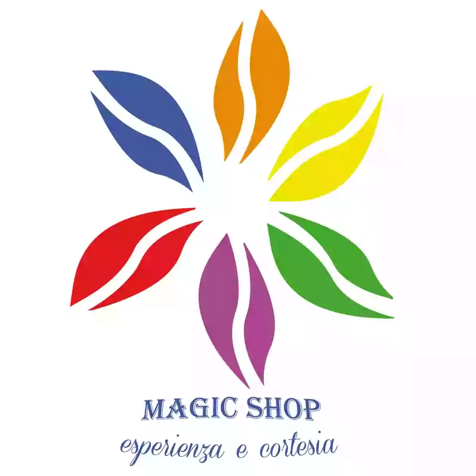 Magic Shop di Giusy Longhitano