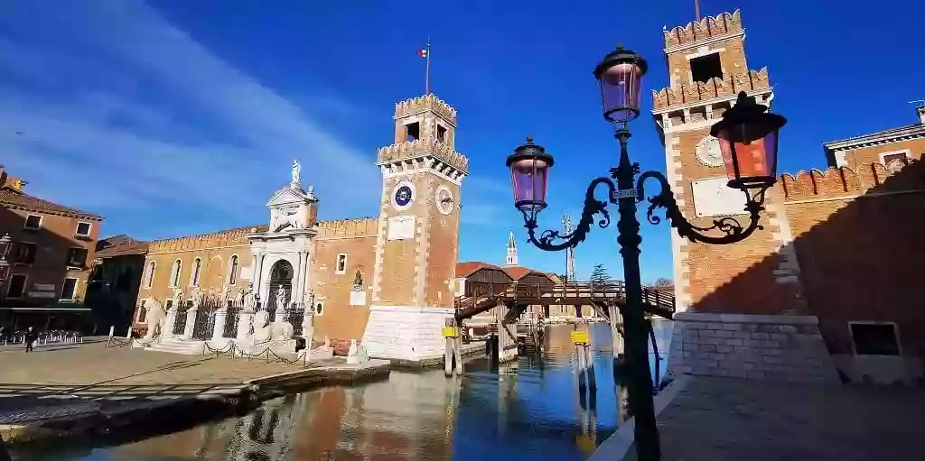 Arsenale 1104 srl | Property manager | Gestione casa vacanze a Venezia