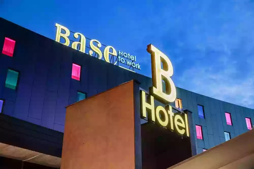 Base Hotel