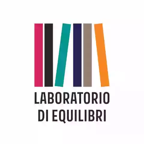 Laboratorio di equilibri