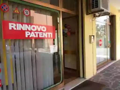 Autoscuola Scuola Guida Rinnovo patente