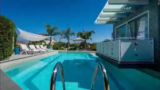 BLU House con piscina