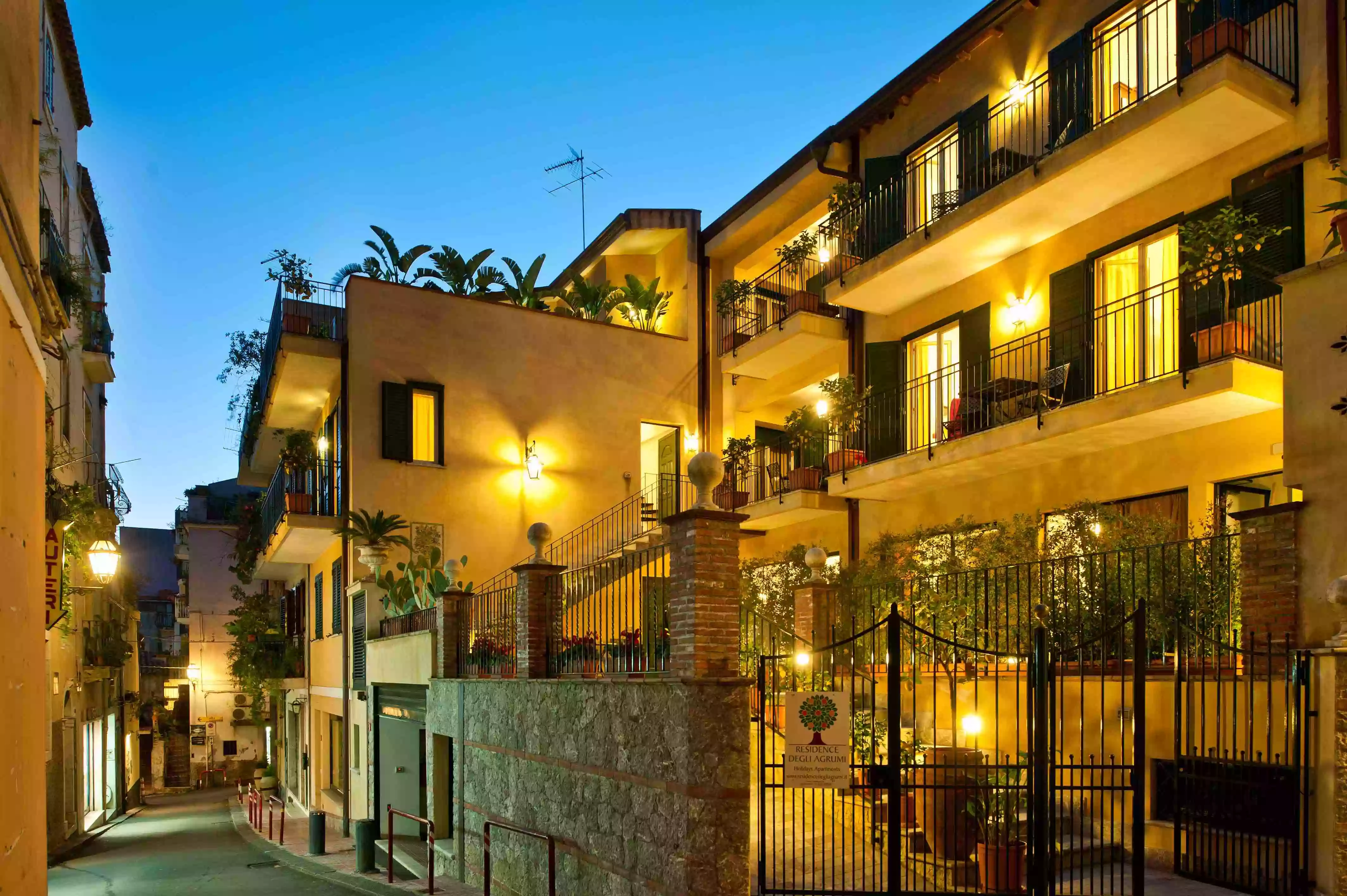 Residence degli Agrumi - Appartamenti Vacanza (Taormina Centro)