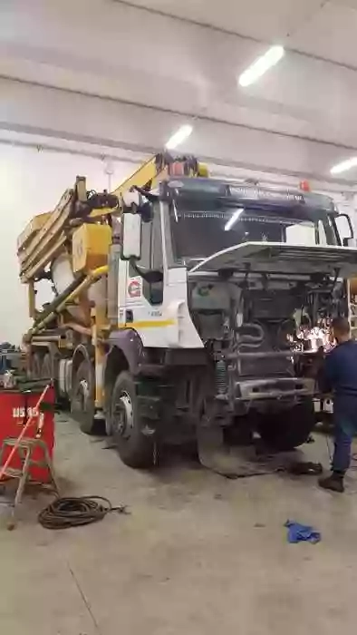 Vettorato Service Trucks