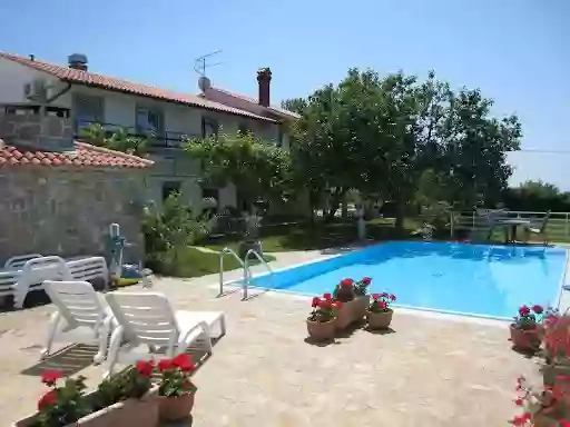 Apartments Bojan Fičur - swimming pool with seaview