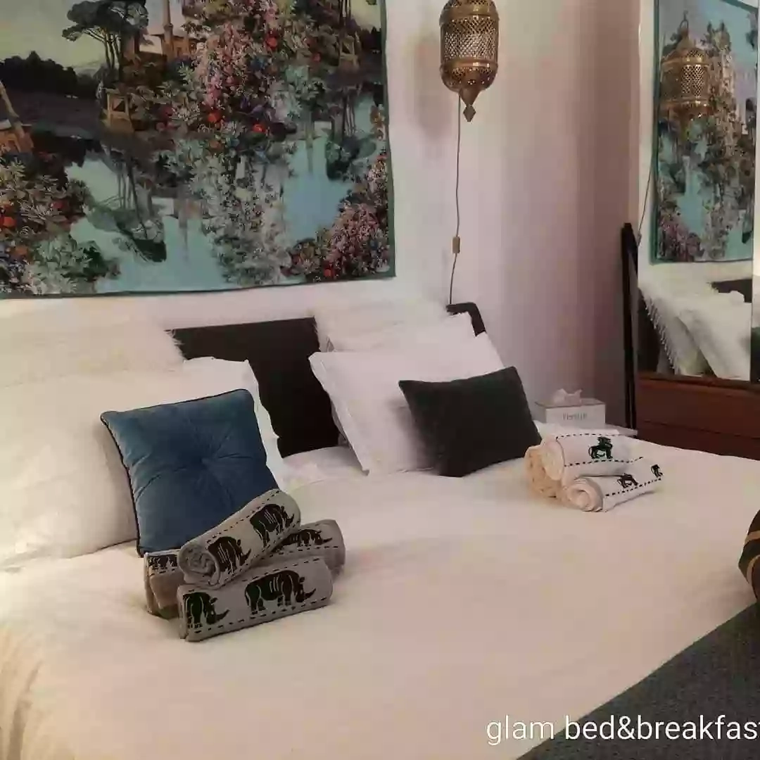 Glam Suite Bed & Breakfast