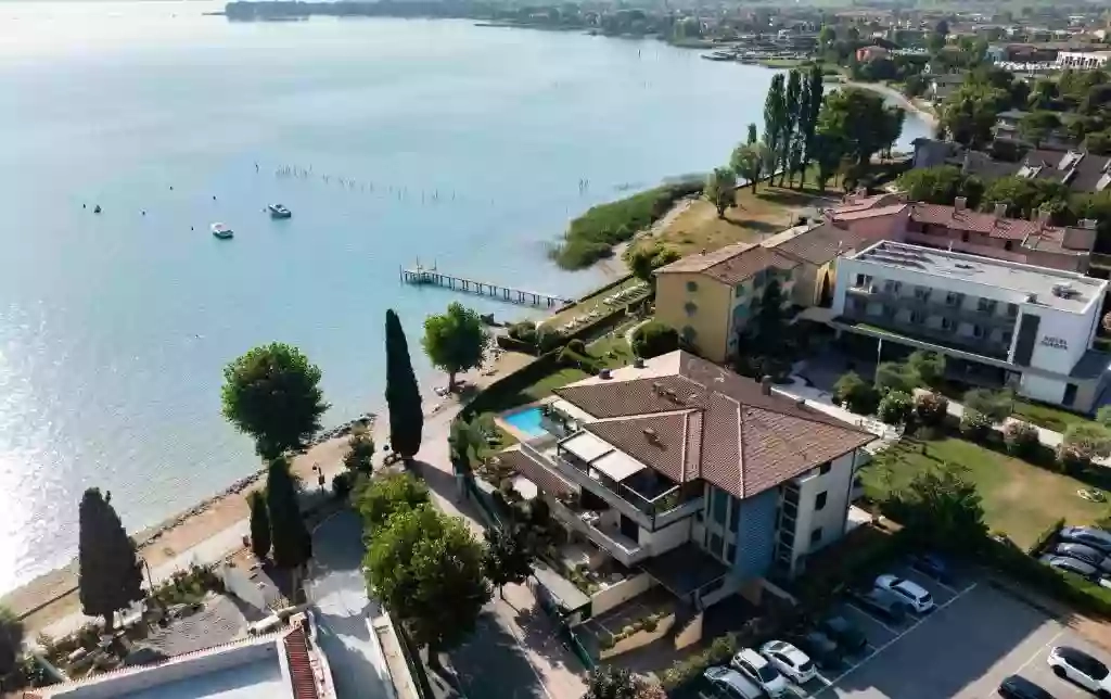 Lake Apartment Primea Sirmione del Garda