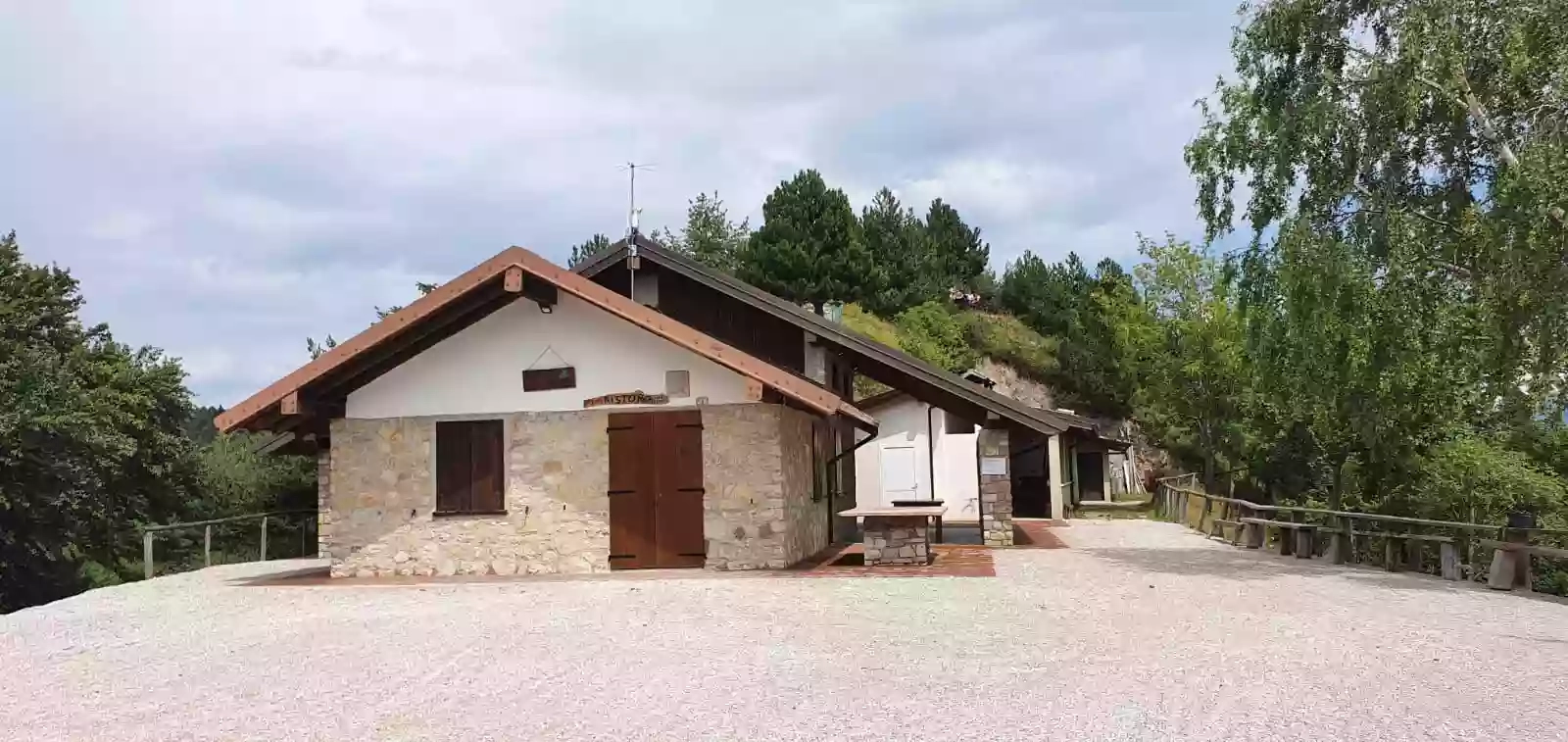 Rifugio Cima Piemp