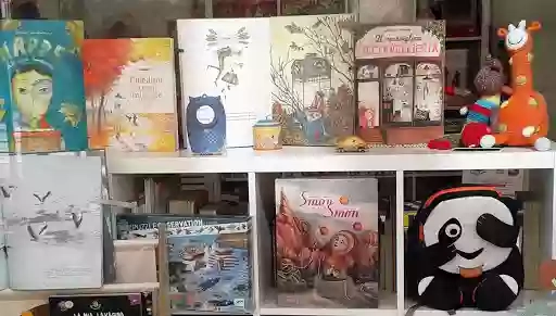 PENSIERO BAMBINO Books, Toys and Things