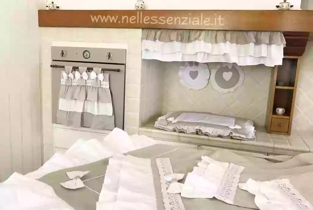 Nell'Essenziale stile Shabby e Country Chic