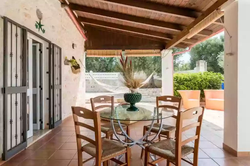 VILLA BIANCA OSTUNI B&B