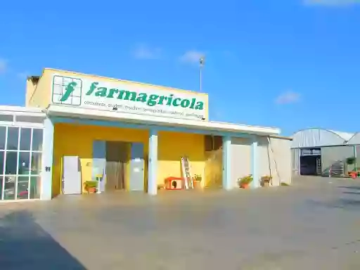 Farmagricola - consulenze, prodotti, macchine per agricoltura, zootecnia, giardinaggio