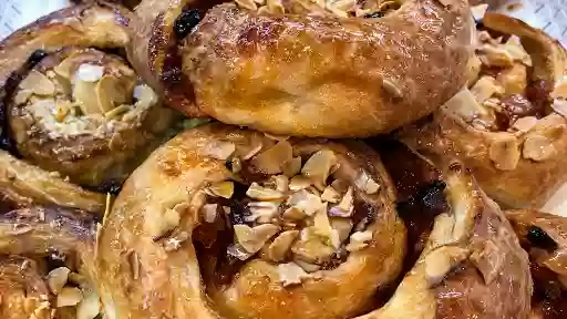 Пекарня-кав'ярня Хлібо Дар