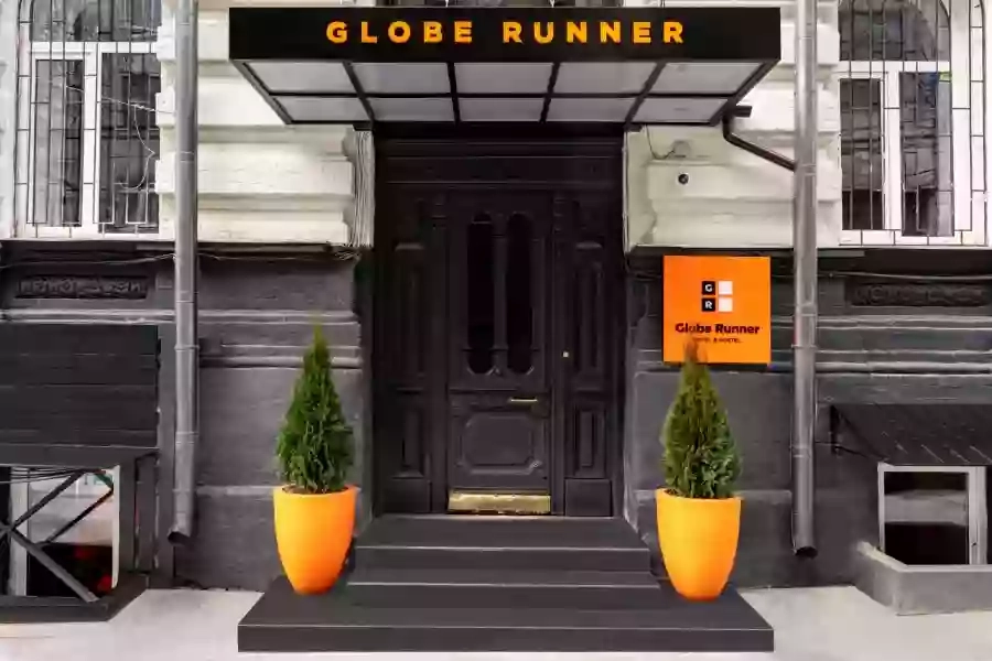 Globe Runner Hotel & Hostel