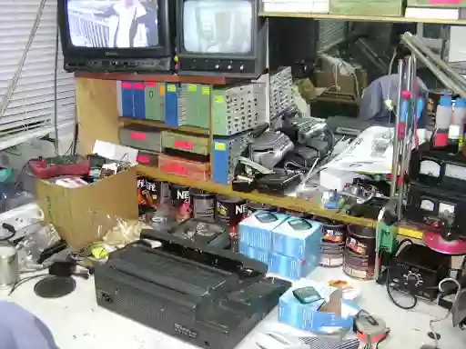 Ремонт телевизоров, компьютеров и мелкой бытовой техники