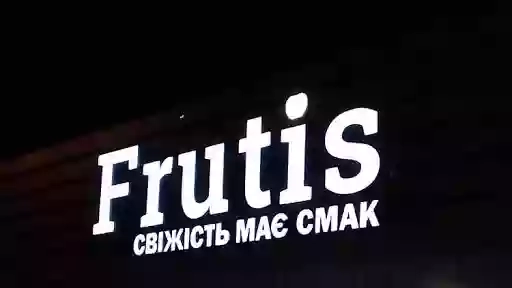 Фруктова крамничка "Frutis"